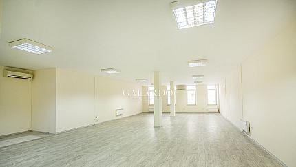 Functional office next to Metro station