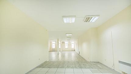 Функционален офис до Метростанция