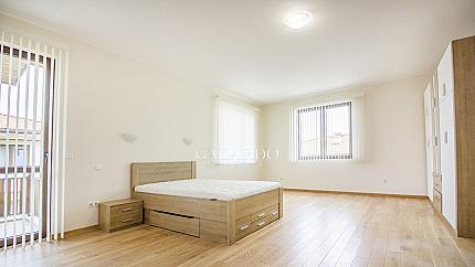 Къща за продажба  в затворен комплекс в кв.Бистрица