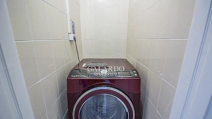 Three bedroom south apartment next to French High School