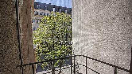 Three bedroom south apartment next to French High School