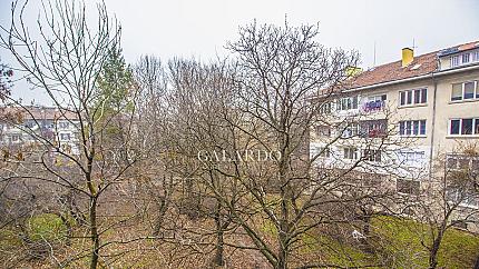 Жилище в парка, до стадион Славия