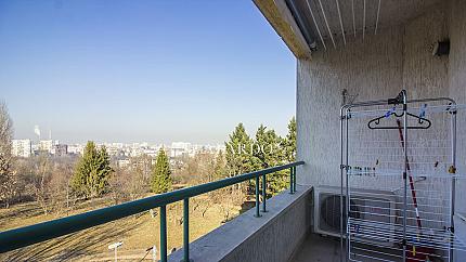 Designer two-bedroom apartment with unique panorama at the entrance of South Park, Lozenets