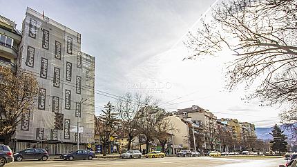 Тристаен апартамент в атрактивна сграда в кв. Иван Вазов