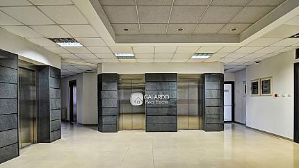 Офис площ в Бизнес сграда до х-л ПЛИСКА