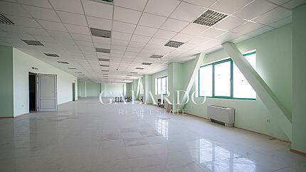 Офис в бизнес сграда до Летище София