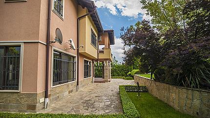 Family house with a living pool  in gated complex in Dragalevtzi distric