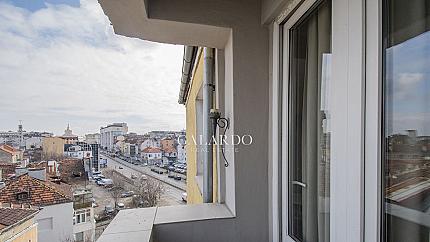 Тwo-bedroom apartment close to Vazrazhdane Square