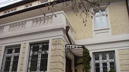 Представителна къща в "Докторска градина"