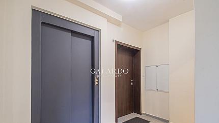 Stylish apartment in a new building next to Dondukov Blvd