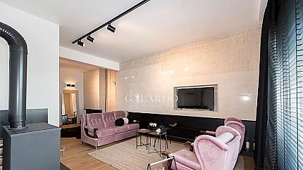 Designer apartment with three bedrooms in City Center for rent