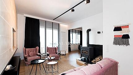 Designer apartment with three bedrooms in City Center for rent