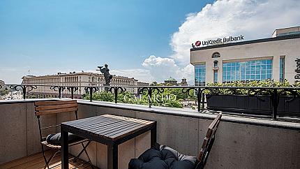 Designer apartment with three bedrooms in City Center for rent