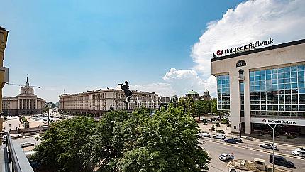 Designer apartment with three bedrooms in City Center for rent