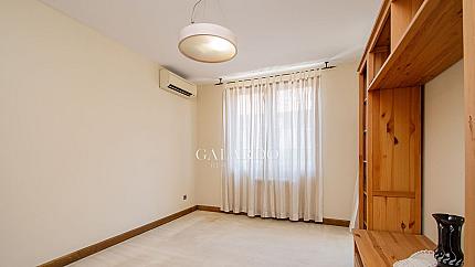 Fully furnished apartment in the area of Mall Serdika