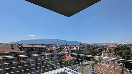 Three bedroom apartment in a modern luxury building