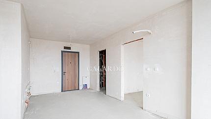 Двустаен апартамент в Capital Residence