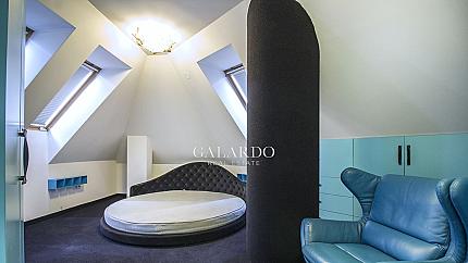 Stylish, three bedroom design apartment close to Mall Bulgaria