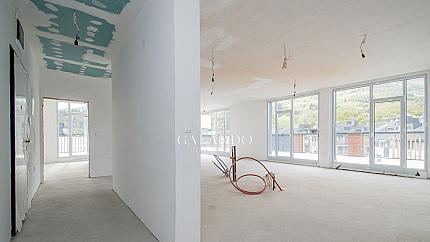 Spacious and panoramic four-bedroom penthouse in a new gated complex in Boyana quarter