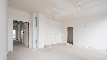 Spacious and panoramic four-bedroom penthouse in a new gated complex in Boyana quarter