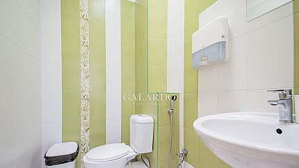 Shop with an attractive location on the ground floor, sq. Mladost 2