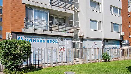 Shop with an attractive location on the ground floor, sq. Mladost 2
