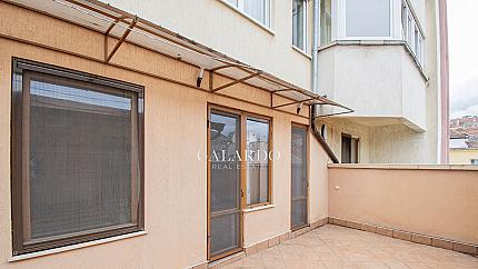 Large apartment near Vitoshka with a terrace