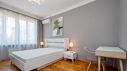Three-room apartment on Vitosha Boulevard with a view of the NDK.