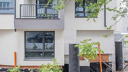 Ground floor office next to Vitosha Municipality