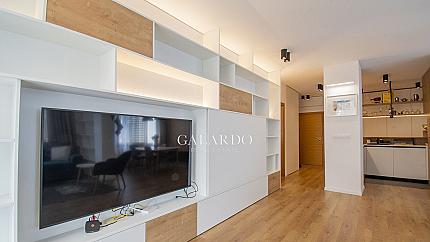 Elegant apartment with a wonderful terrace to Vitosha Mountain in Silver City