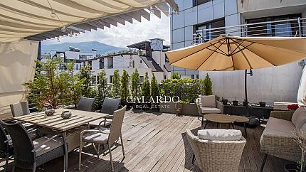 Elegant apartment with a wonderful terrace to Vitosha Mountain in Silver City