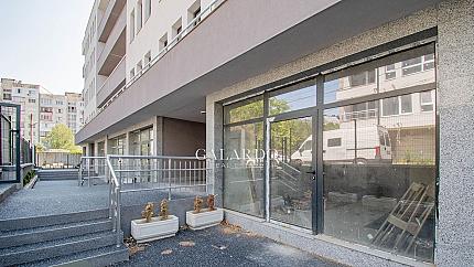 Commercial premises on two levels