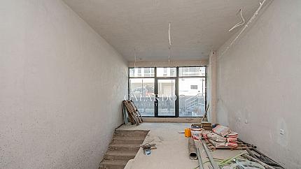 Commercial premises on two levels
