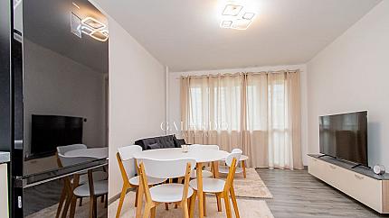 Напълно реновиран двустаен апартамент в ж.к. Стрелбище.