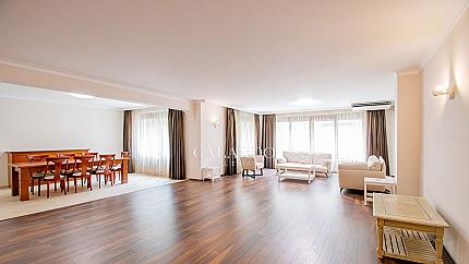 Space and style in an apartment with excellent location