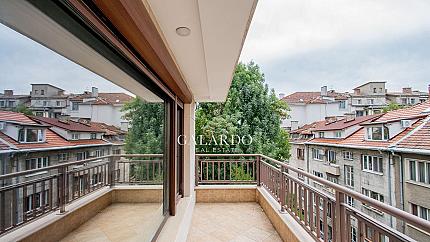 Lovely three bedroom apartment next to National Assembly Square