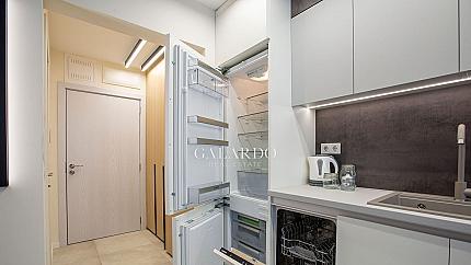 Bright and Compact Studio Apartment in top Center. Near NDK