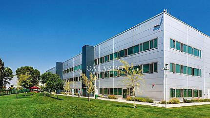 Office in a class B building in a large office complex