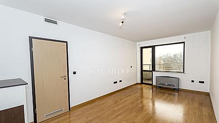 Two bedroom apartment in area Doctors monuments