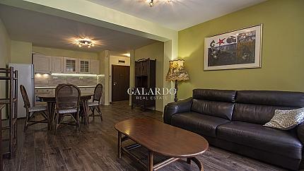 Furnished two-bedroom apartment in a luxury building near South park