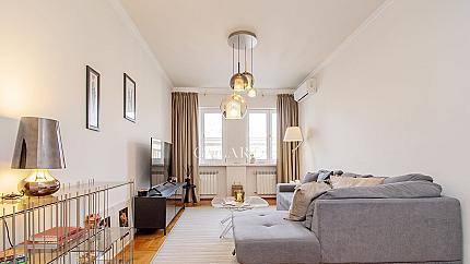 Exclusive aristocratic apartment for rent on "Saborna" st.