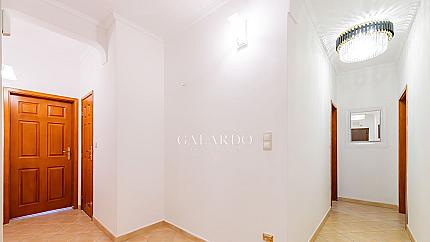 Exclusive aristocratic apartment for rent on "Saborna" st.