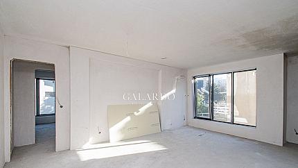 Two-bedroom apartment in a boutique building