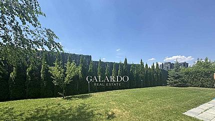 Functional single-family house with a yard in a gated complex in Kv. Dragalevtsi
