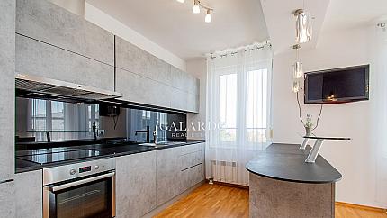 Тристаен апартамент с прекрасни гледки в Резиденшъл парк