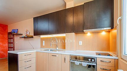 Обзаведен апартамент с 2 спални на 5 мин. от северен парк