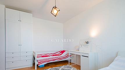 Обзаведен апартамент с 2 спални на 5 мин. от северен парк