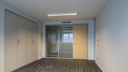 Office in a prestigious building on. "Bulgaria"