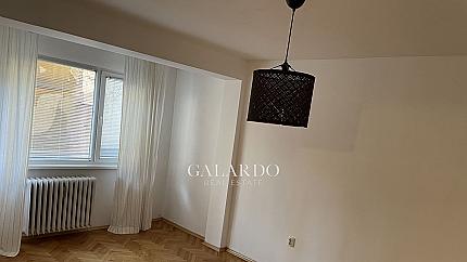 Two-bedroom apartment for sale next to the Courthouse