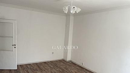 Two-bedroom apartment for sale next to the Courthouse